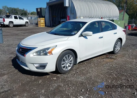 2013 Nissan Altima 2.5 S z USA, uszkodzony, nr VIN 1N4AL3AP0DC297399